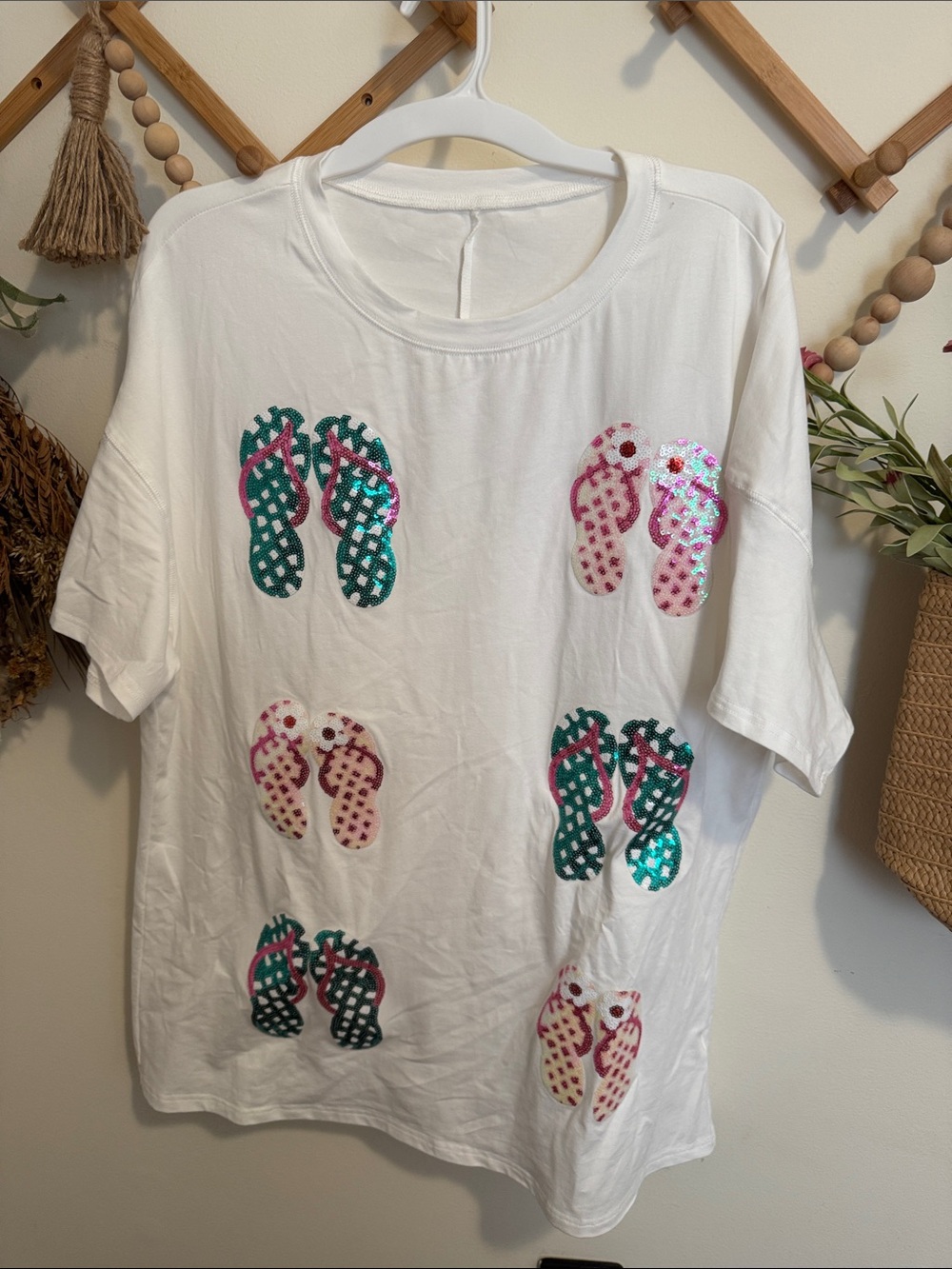 Womans White Sequin Flip-Flop Tee - Unbranded